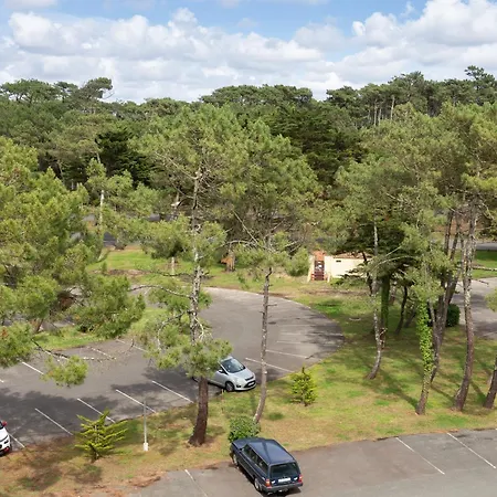 Spacieux A Seignosse, Terrasse Et Parking, A Proximite De La - Fr-1-239-401 塞尼奥斯