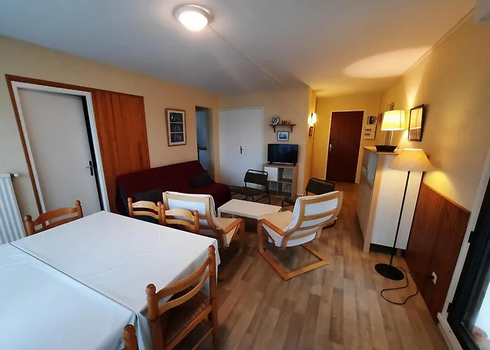 Spacieux à Seignosse, Terrasse Et Parking, à Proximité De La - Fr-1-239-401