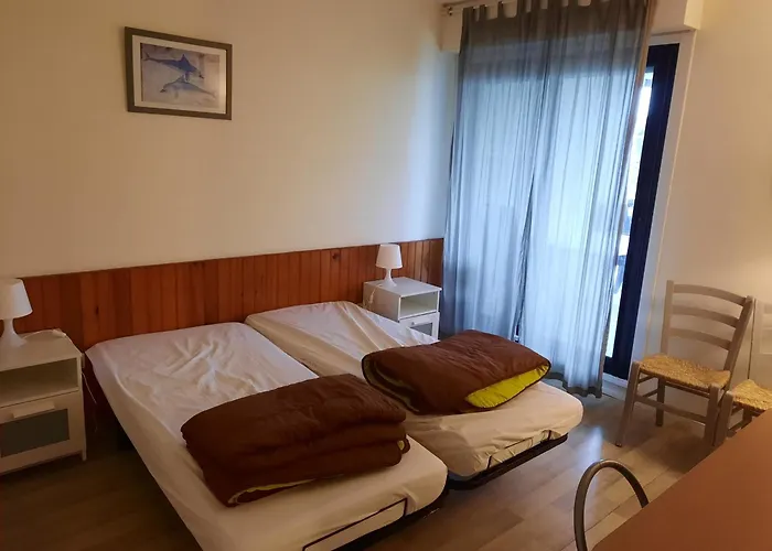 Spacieux à Seignosse, Terrasse Et Parking, à Proximité De La - Fr-1-239-401 *